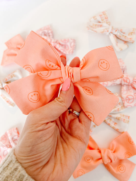 Peach Smiley - Large sized cotton Hand tied Bow